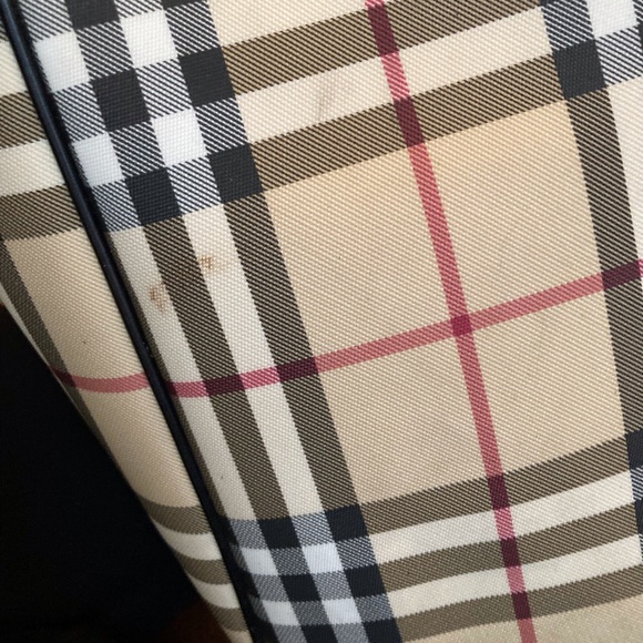 Authentic Burberry Designer Bag - Picture 5 of 8